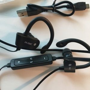 NEW Wireless Earphones IOS Andriod Noise Cancel